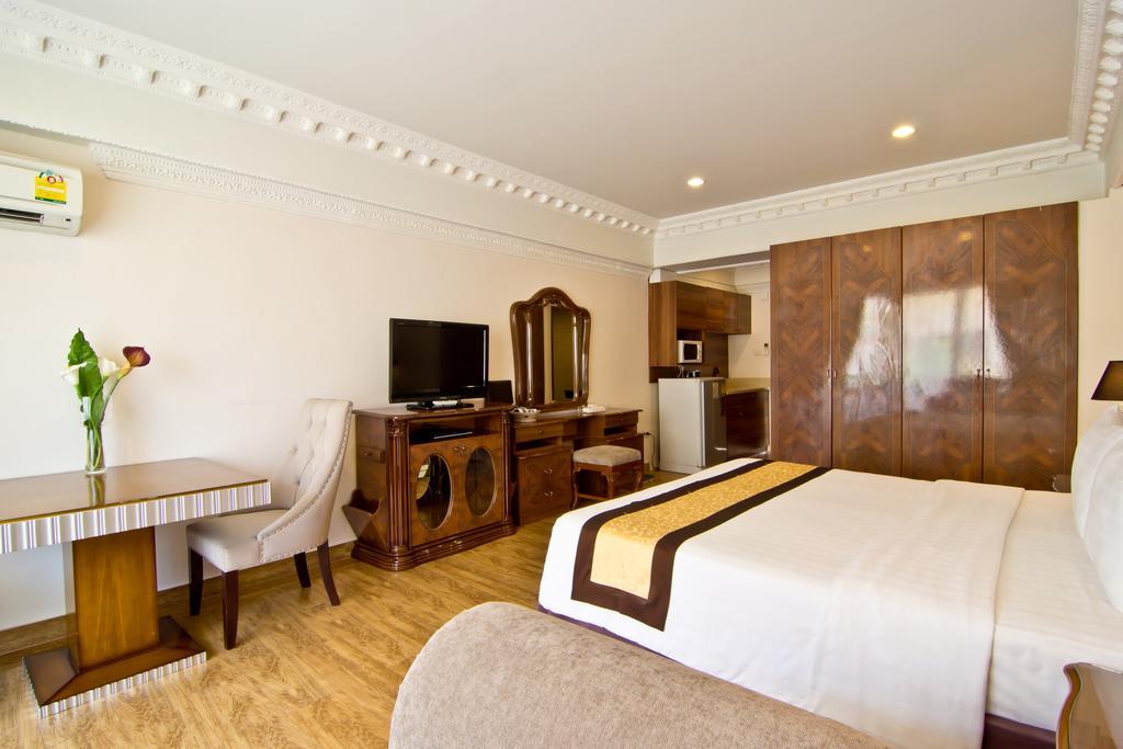 LK Royal Suite Pattaya Exterior foto