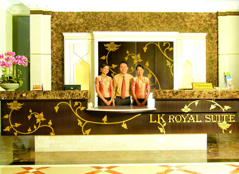 LK Royal Suite Pattaya Exterior foto