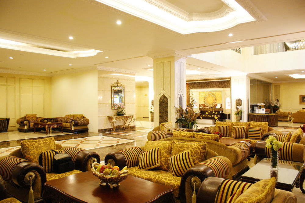 LK Royal Suite Pattaya Exterior foto