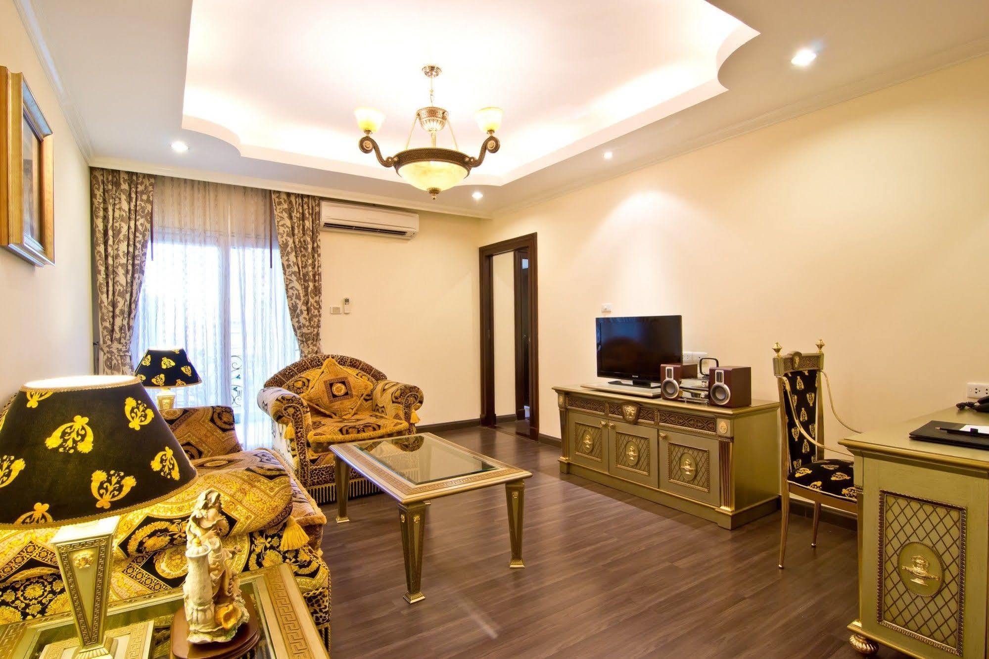LK Royal Suite Pattaya Exterior foto
